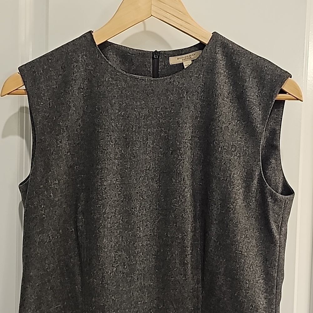 Burberry Gray Cashmere Wool Blend Sleeveless Dress - Size 6 - Picture 4 of 11